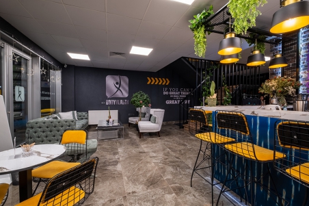 Salon